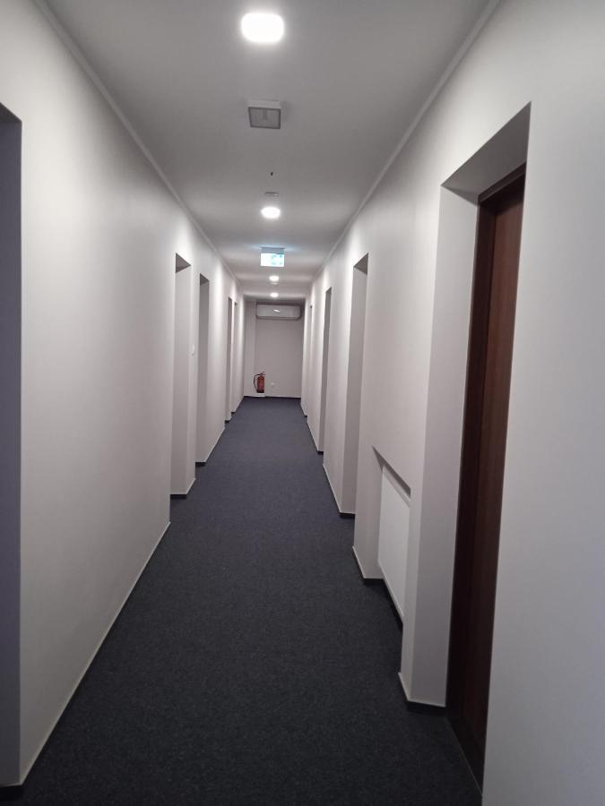 Astral Aparthotel Raszyn Luaran gambar