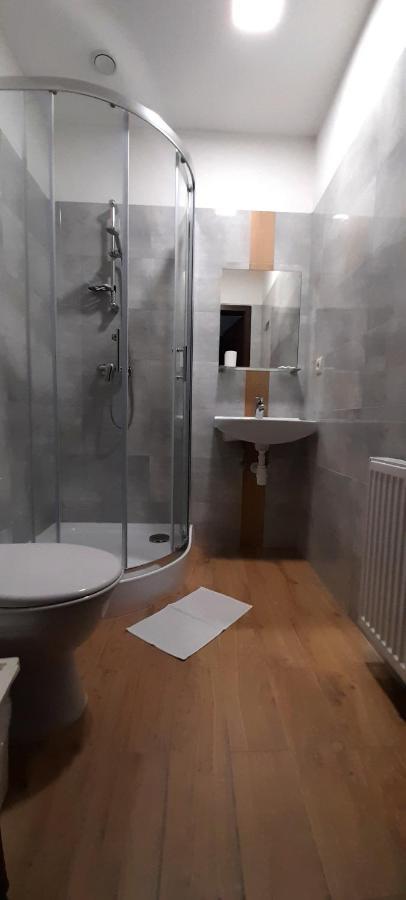 Astral Aparthotel Raszyn Luaran gambar