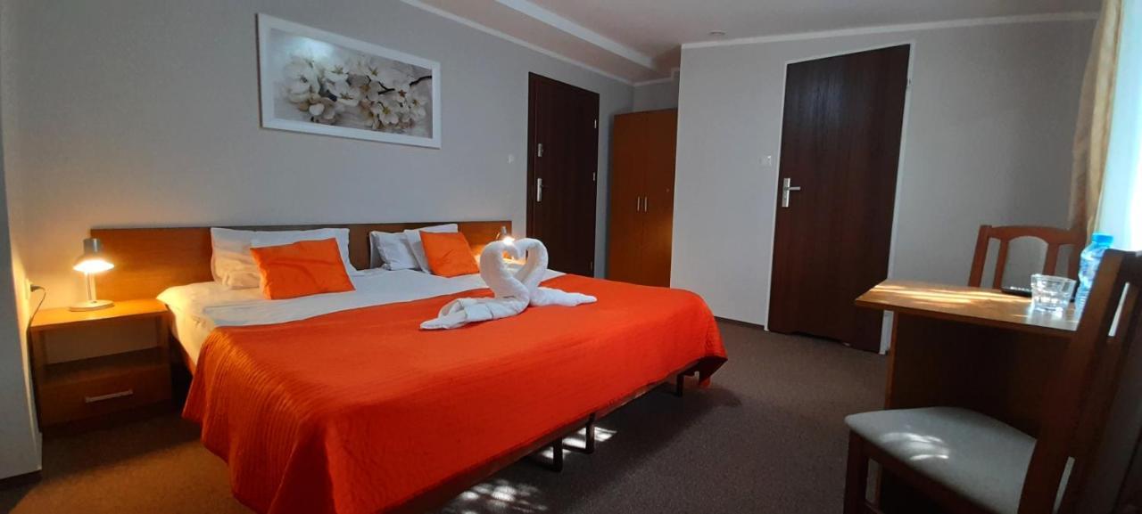 Astral Aparthotel Raszyn Luaran gambar