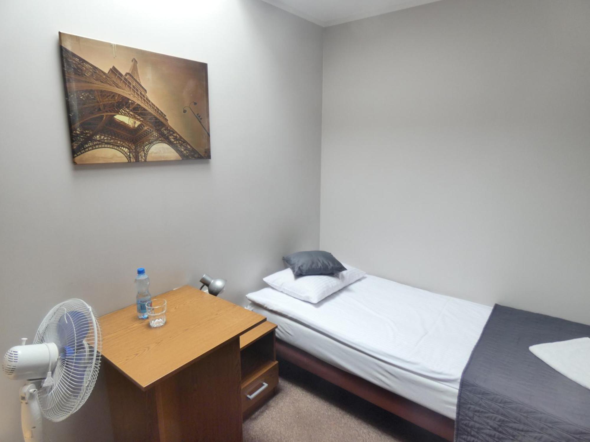 Astral Aparthotel Raszyn Luaran gambar